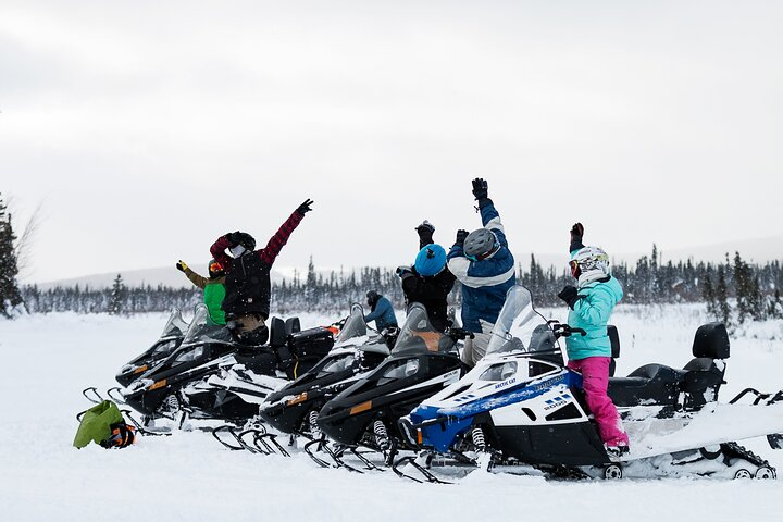 2-Hour Guided Snowmobile Tour in Fairbanks - Photo 1 of 8